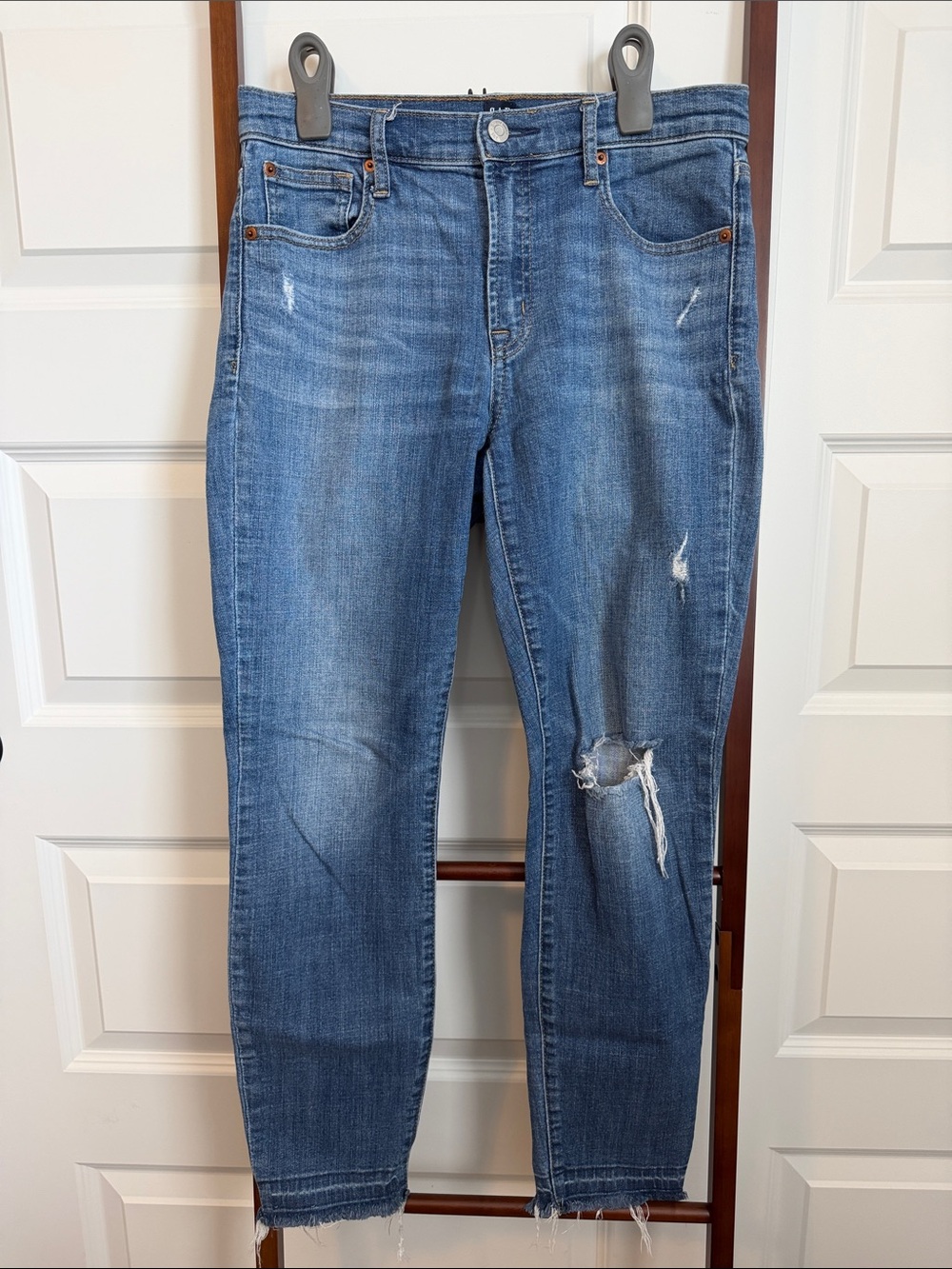 GAP Medium Blue Distressed Cropped Jeans